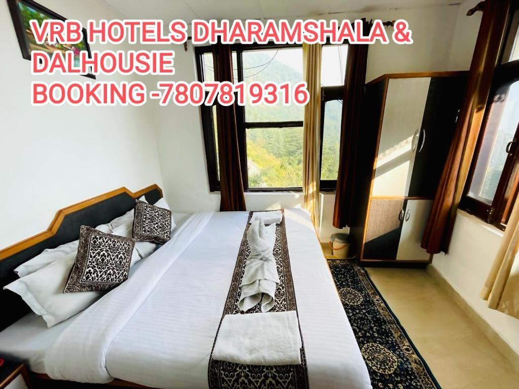 The Lake Cottage By Vrb Hotels Mcleodganj 다람샬라 외부 사진
